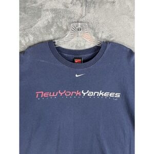 Vintage Y2K Nike New York Yankees Graphic Tee TShirt XL Center Swoosh USA MLB
